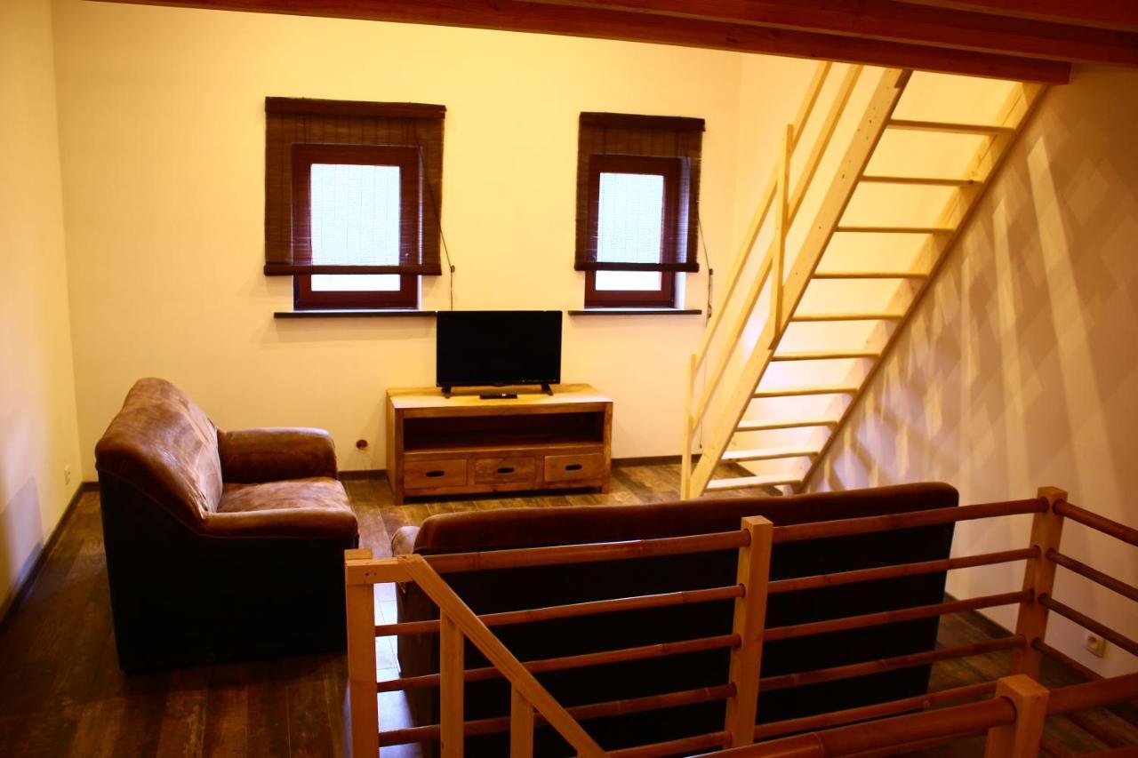 maison neuve en bois près de Pairy Daisa Brugelette Esterno foto